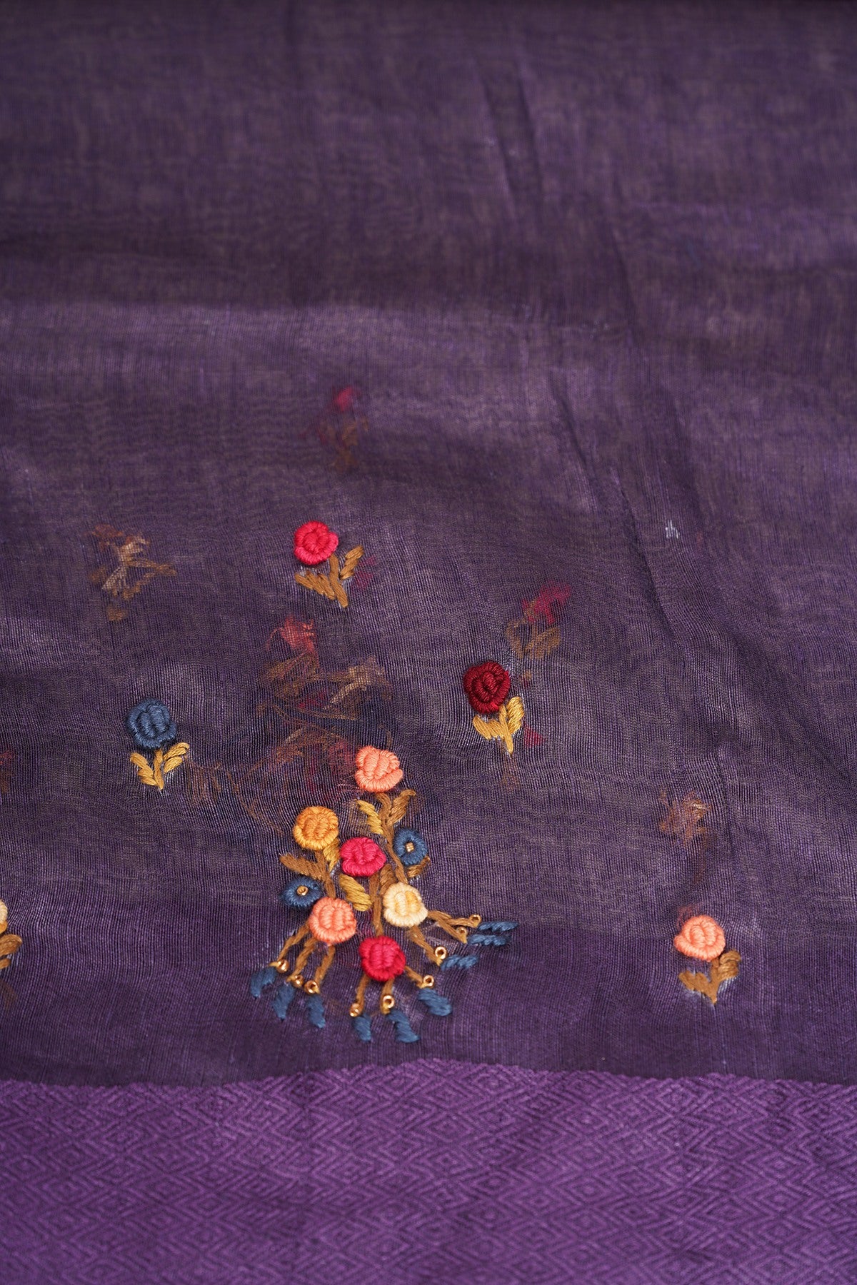 Helenium Sarees Close (esc)